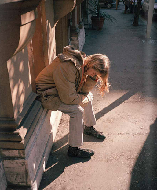 Kurt recovers from a show the night before in Rome.
